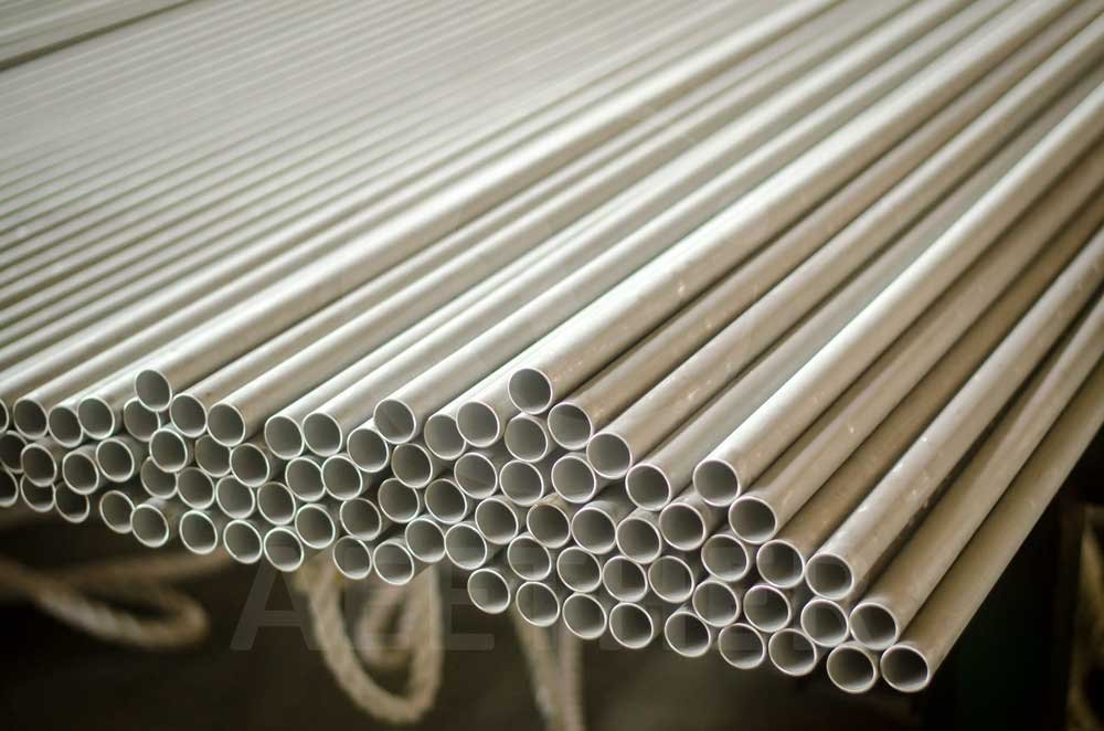 Pickling vs Bright Annealing: Which Surface Treatment Is Best for Stainless Steel Tubes?