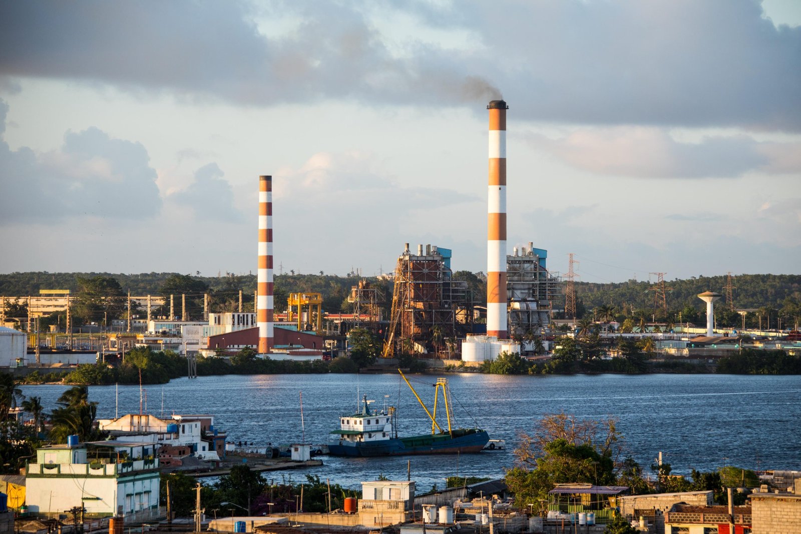 Why Stainless Steel Seamless Tubes Are the Backbone of South America’s Energy Industry