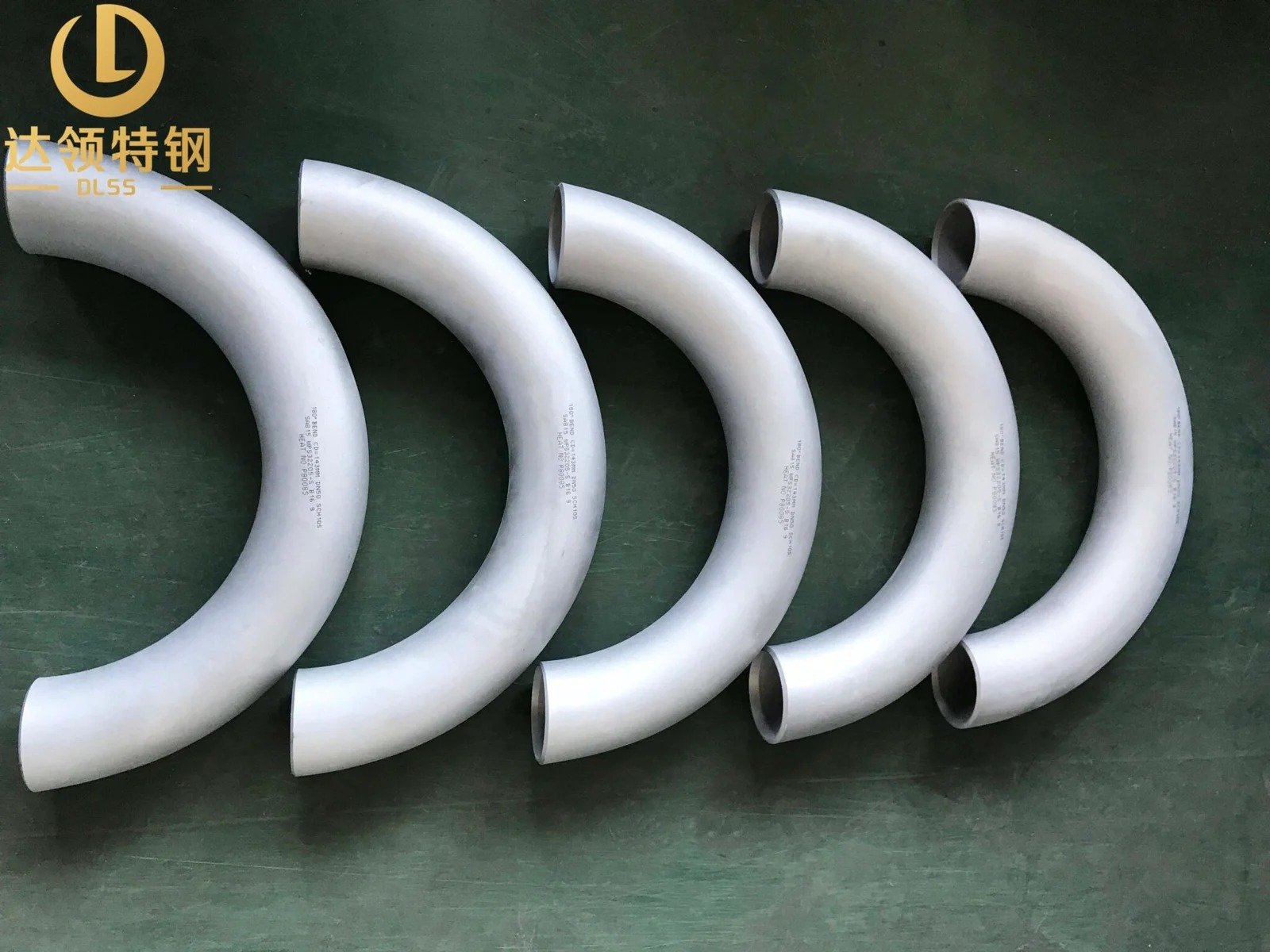 ASTM A815 WPS32205 Seamless 180° Bend